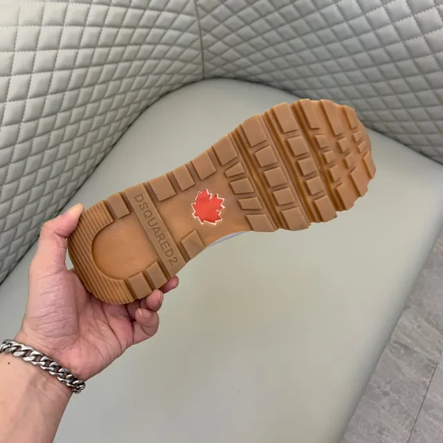 Dsquared2 ICON أبيض أحمر سليب أون حذاء أسلوب حياة 2