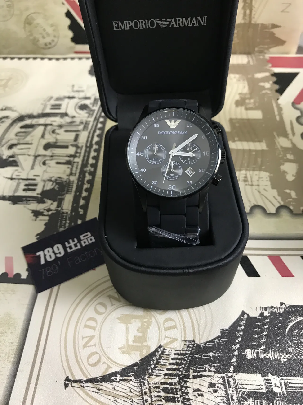 Emporio Armani ساعة كرونوغراف أسود موونوكروم رياضية 8