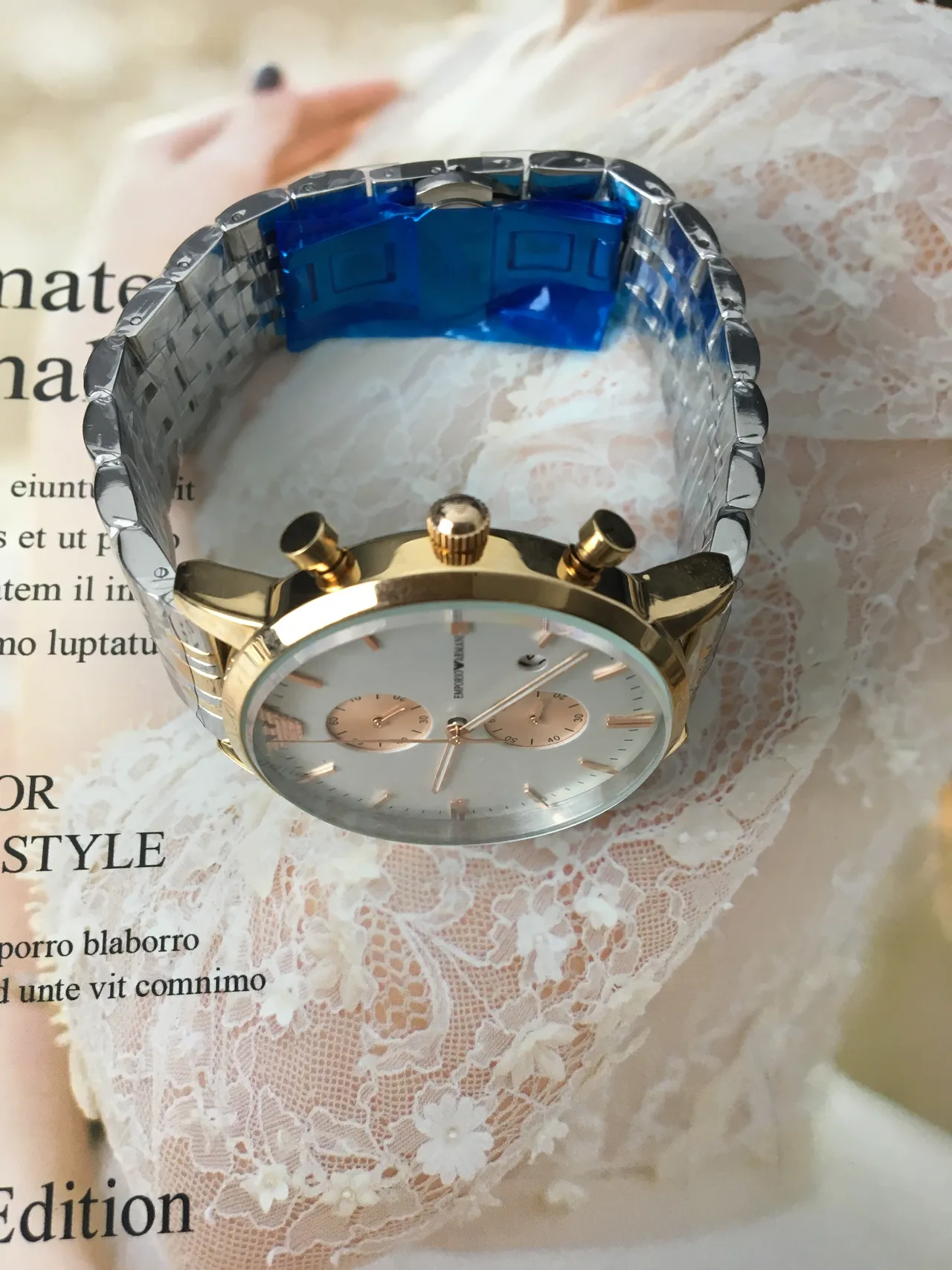 Emporio Armani Relógio Cronógrafo Clássico com Quadrante Branco Aço Inoxidável de Dois Tons Quartz 3