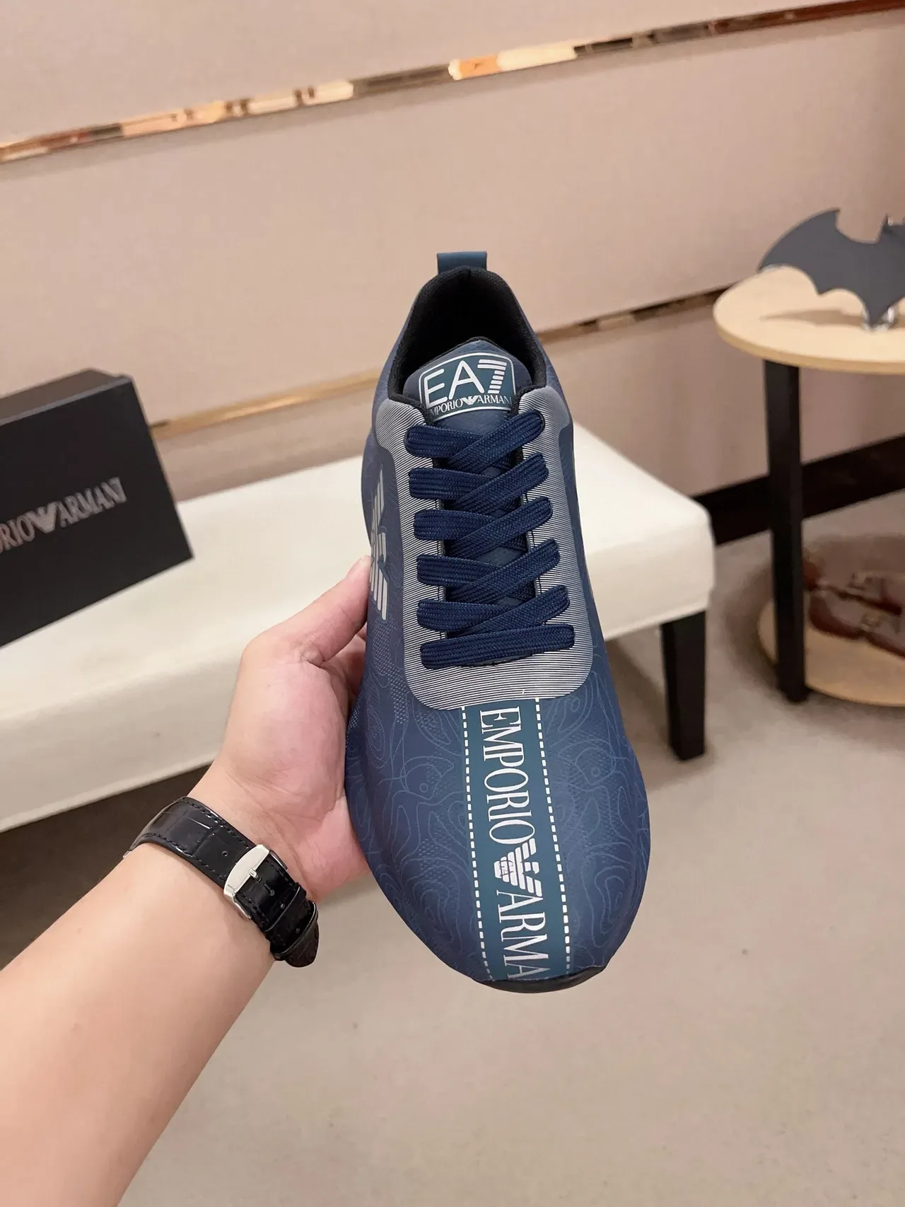 Emporio Armani Impression topographique Logo de l'aigle Bleu Lifestyle Sneaker 3