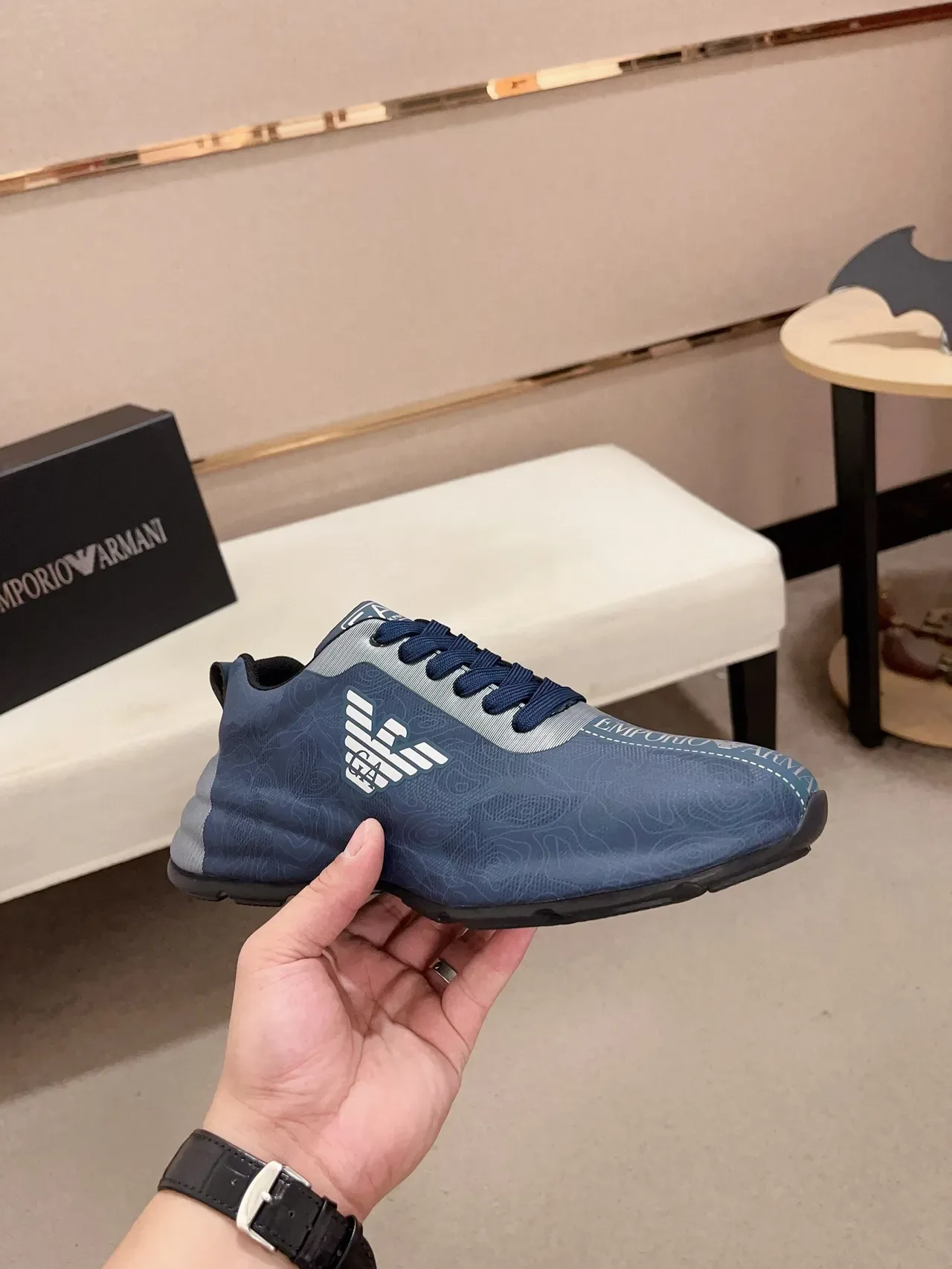 Emporio Armani Impression topographique Logo de l'aigle Bleu Lifestyle Sneaker 4