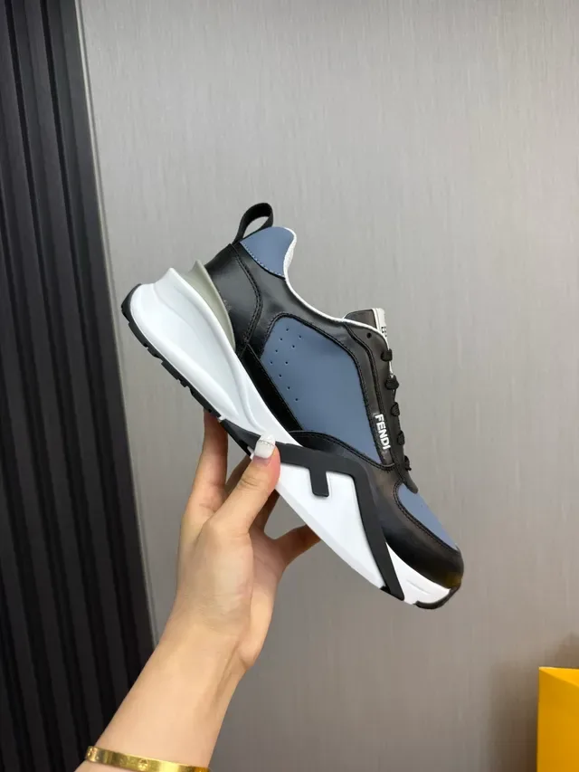 Fendi Noir Gris Semelle Épaisse Stratifiée Cuir-Synthétique Supérieure Sneakers Lifestyle 6