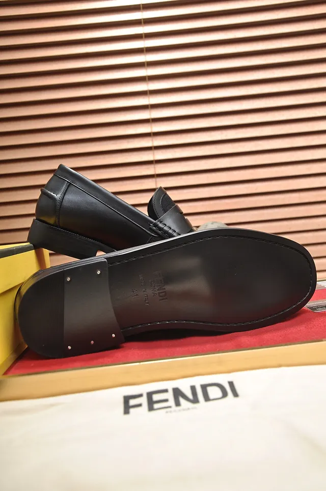 Fendi Black Leather Textured FF-Patterned Vamp Loafer 3