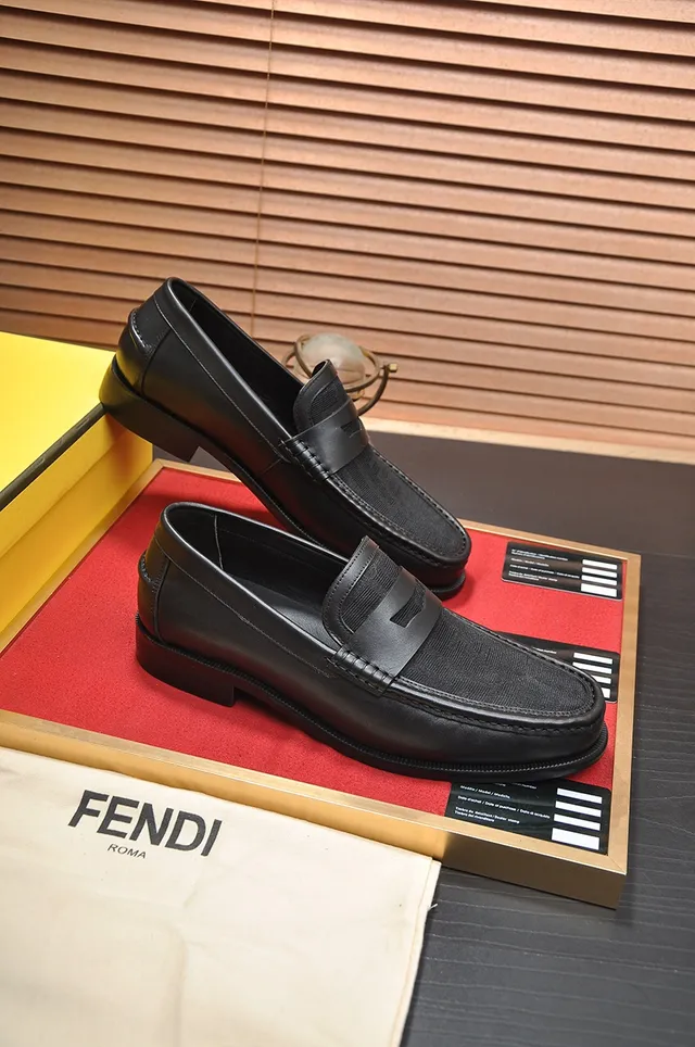 Fendi Black Leather Textured FF-Patterned Vamp Loafer 4
