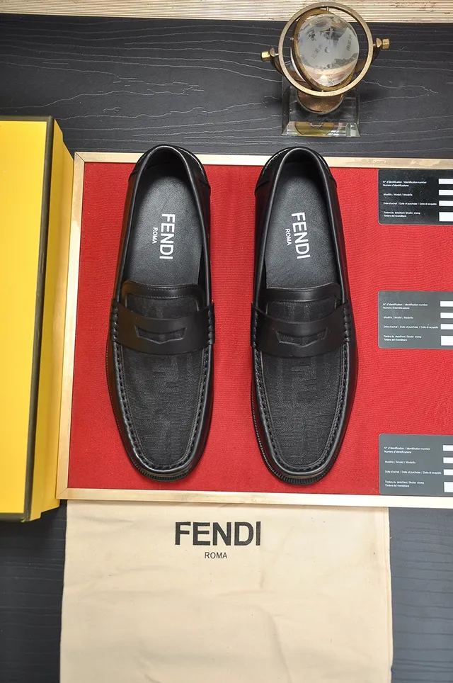 Fendi Black Leather Textured FF-Patterned Vamp Loafer 5