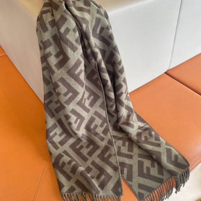 Fendi FF Monogram Écharpe de Cachemire Beige et Brun 5