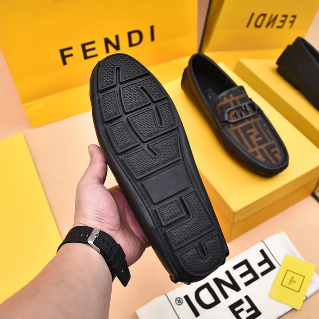 Fendi FF Monogram Canvas y Cuero Negro Mocasines 5