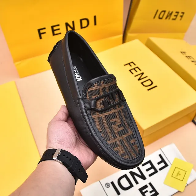 Fendi FF Monogram Canvas y Cuero Negro Mocasines 7