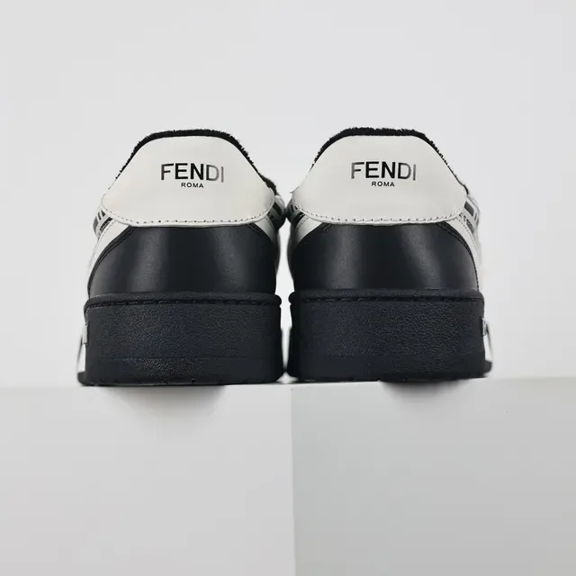 Fendi First Sneakers Lifestyle Noir et Blanc en Cuir Monogramme Géométrique avec Découpes 8