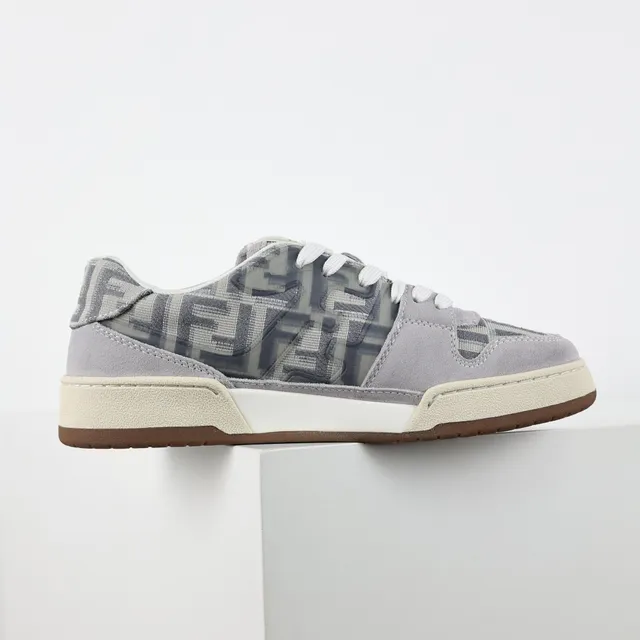Fendi Gris Marron Sneakers Lifestyle Basses avec Superposition de Monogramme 7
