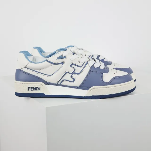 Fendi Sneakers Blanches Bleues à Panneaux en Cuir Détail Logo FF Lateral 3