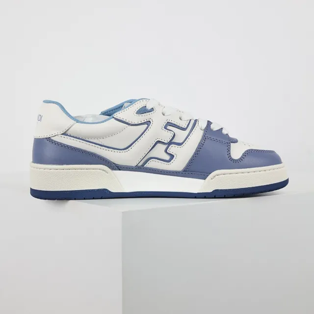 Fendi Sneakers Blanches Bleues à Panneaux en Cuir Détail Logo FF Lateral 7