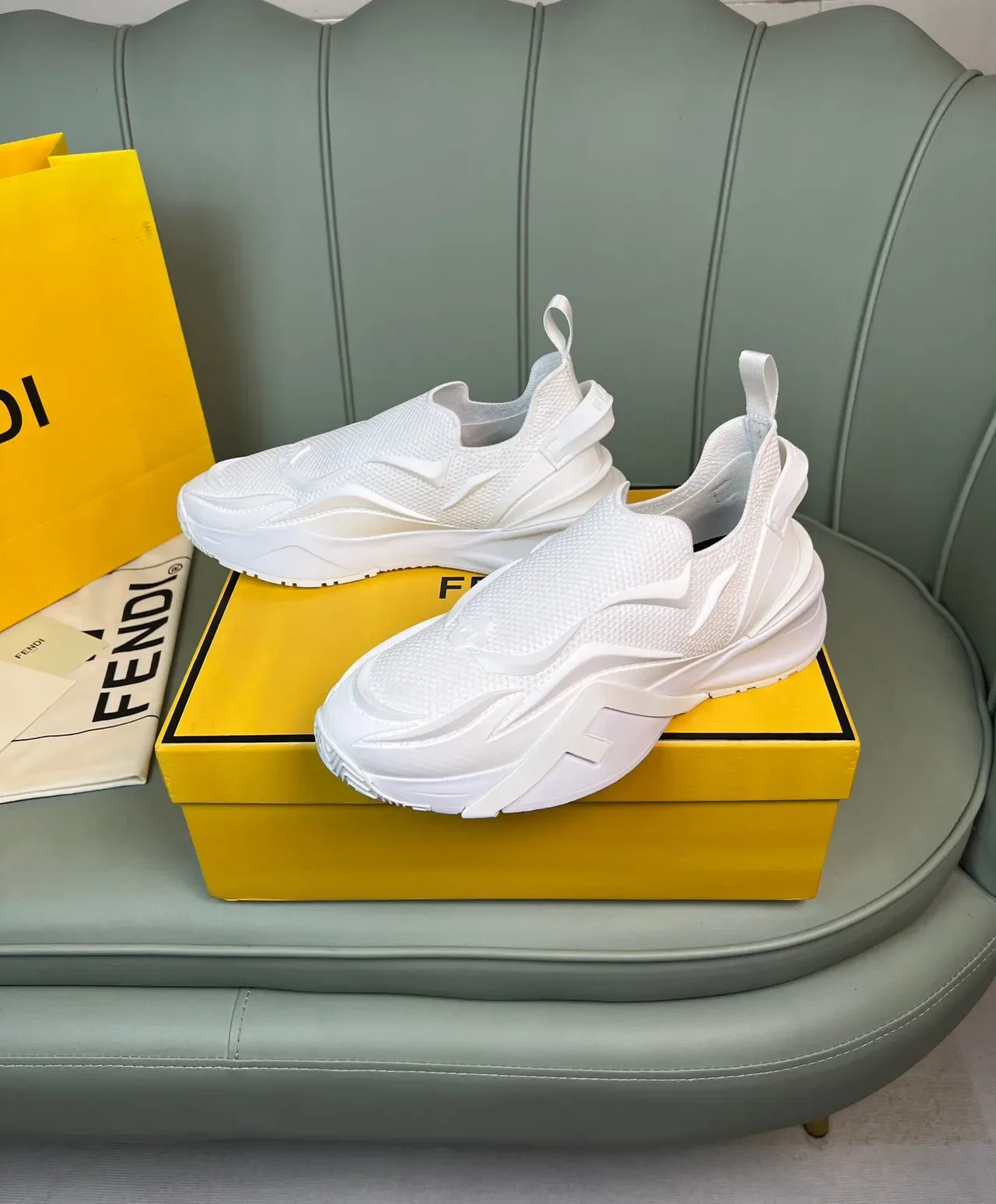 Fendi Tênis Chunky Brancos Slip-On de Tricô 7