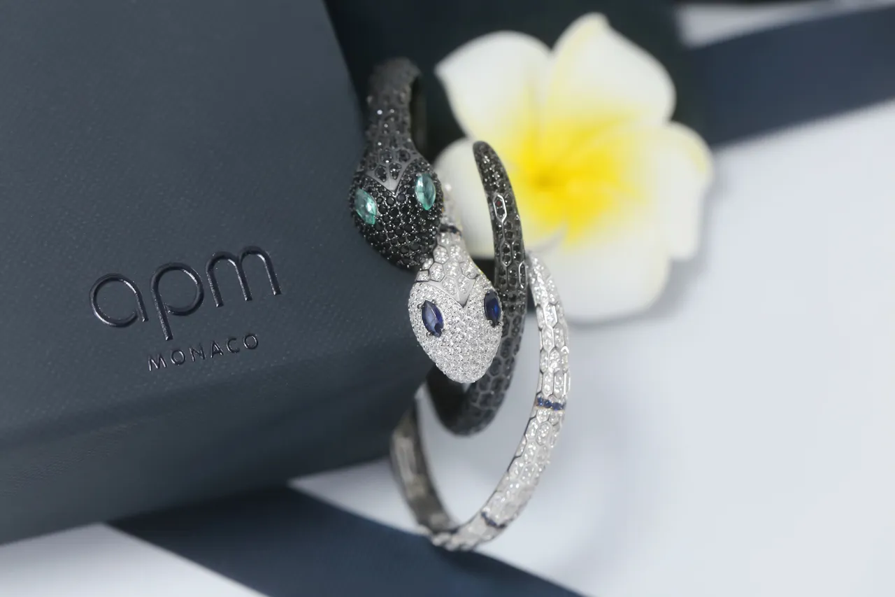 apm MONACO Black Blue Snake-Shaped Pavé-Set Stones Bracelet 3