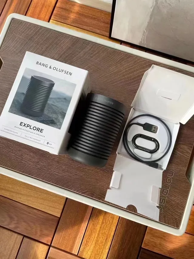 Bang & Olufsen Explore Black Gray Ribbed Aluminum Body Cylindrical Form Portable Speaker 2