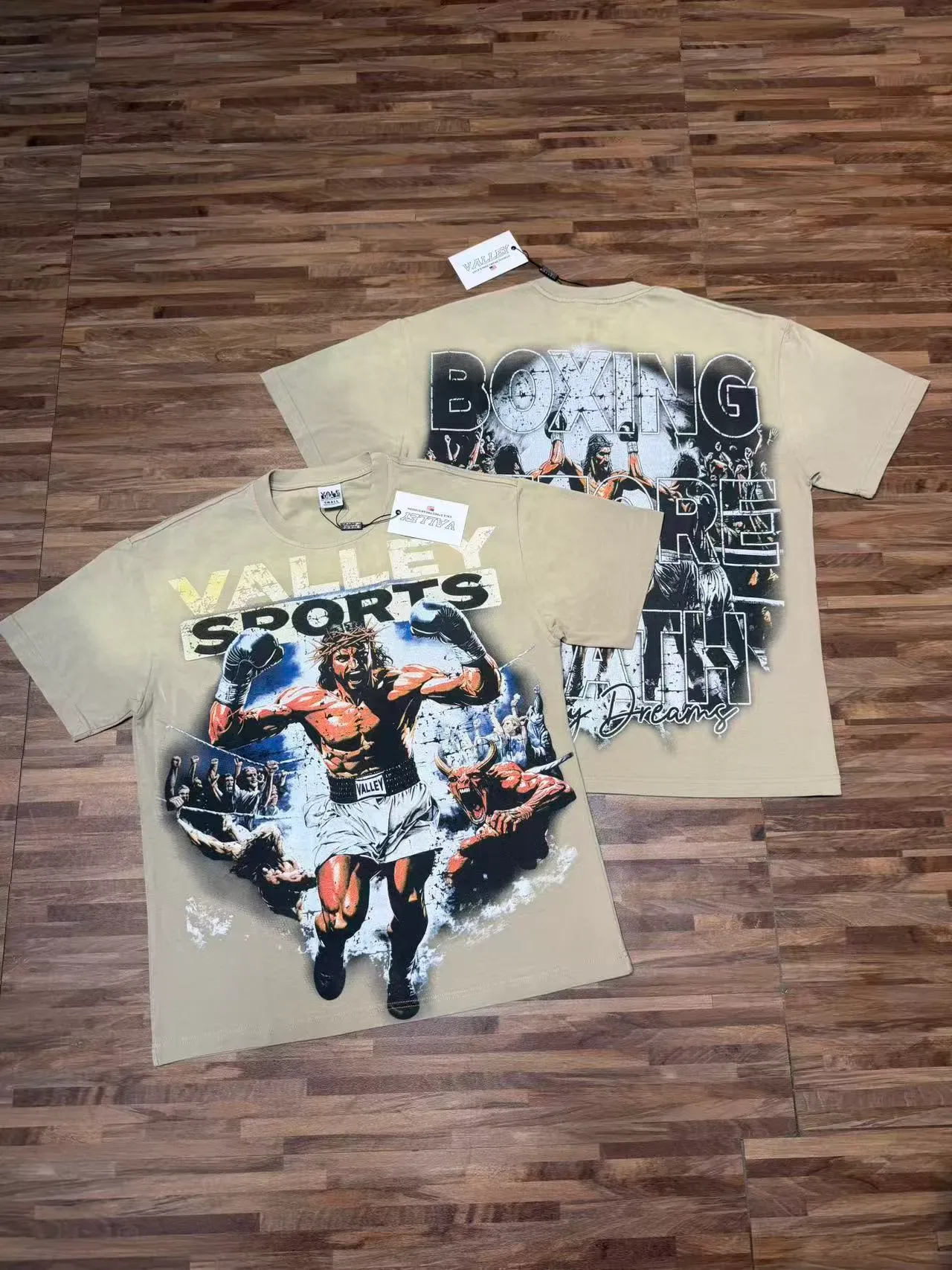 Beige and Black Graphic Print Oversized T-Shirt 13
