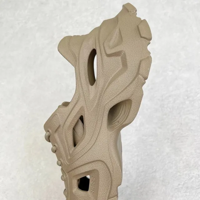 Beige Monolítico Moldado Construcción Ventilado Corte Diseño Atasco 4