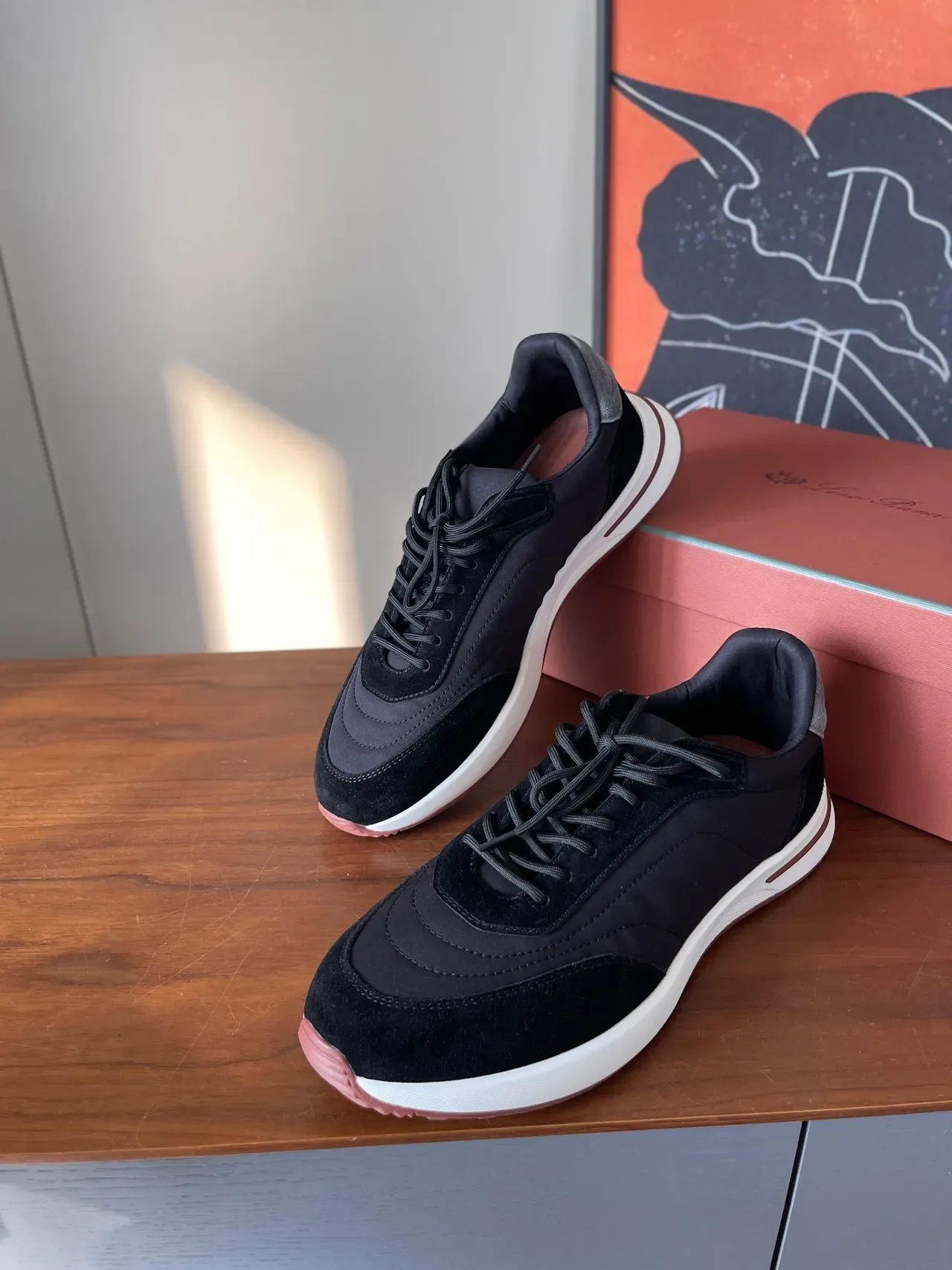 Black and Gray Layered Upper Lifestyle Sneakers 4