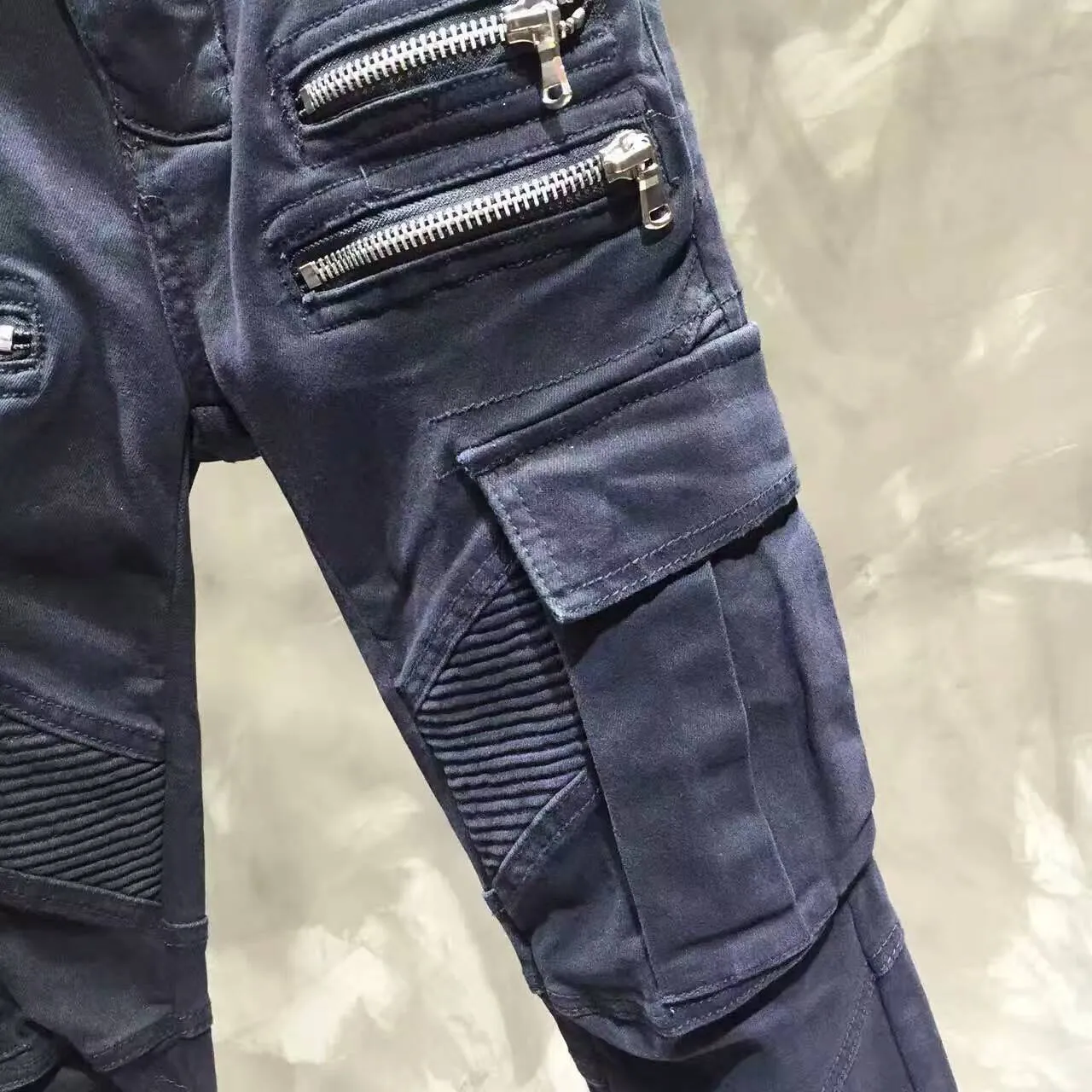 Black Cargo Zipper Detail Slim Fit Jeans 4