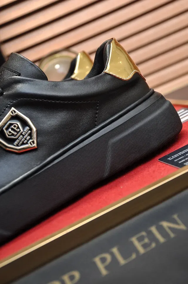 Black Gold Leather Metallic Accents Sneakers 3