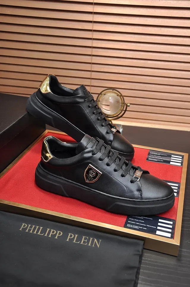 Black Gold Leather Metallic Accents Sneakers 5