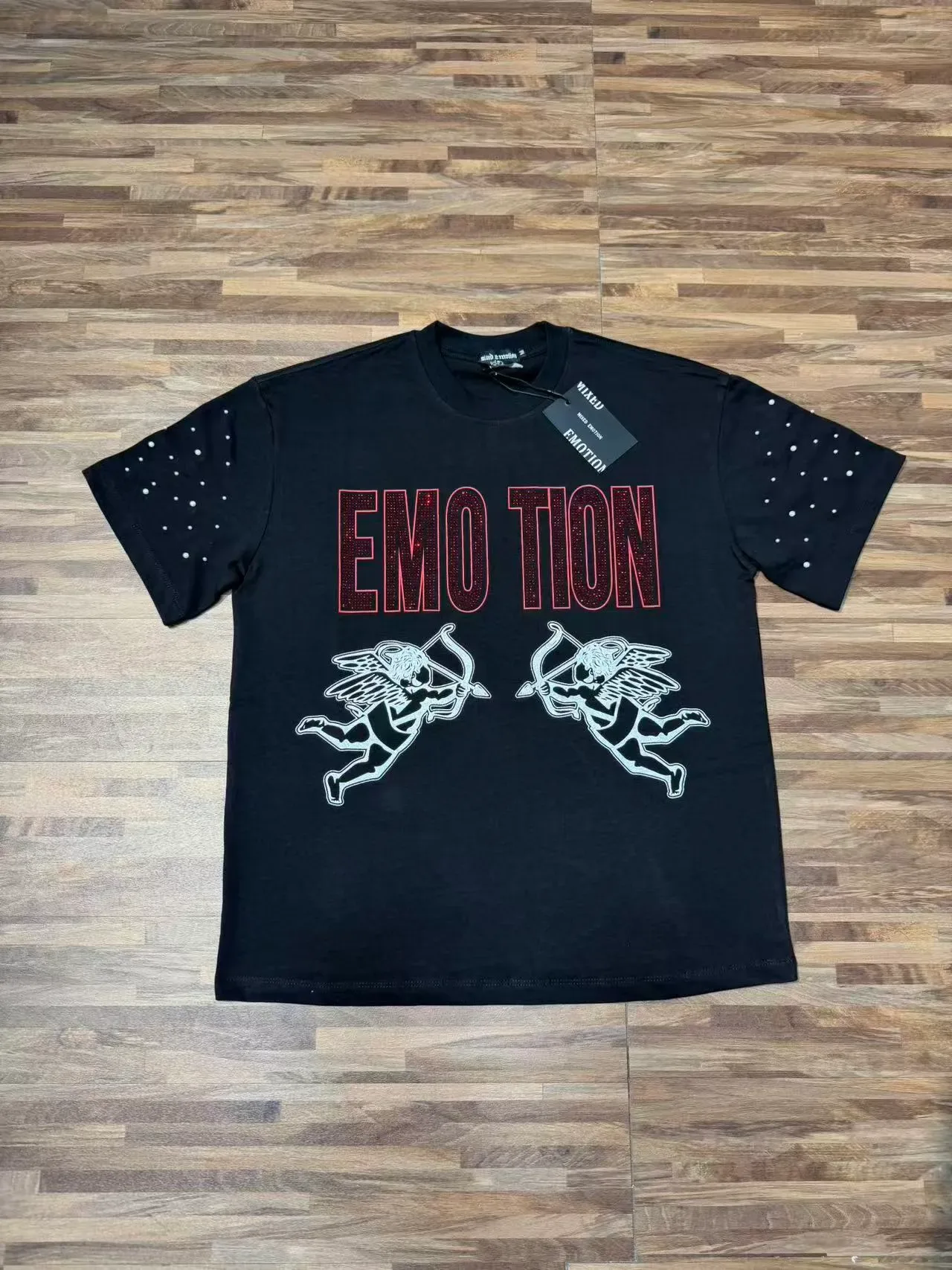 Black Graphic Print Rhinestone Sleeve Cupid Motif T-Shirt 6