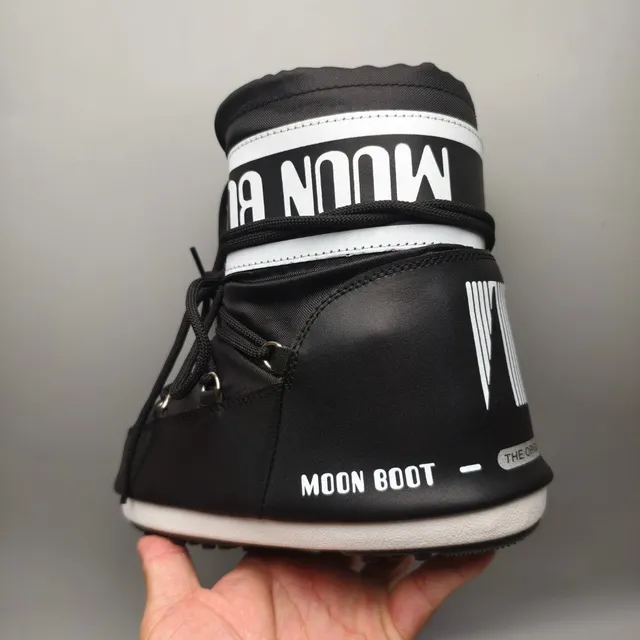 Black Moon Boot-Style Insulated Snow Boots 4