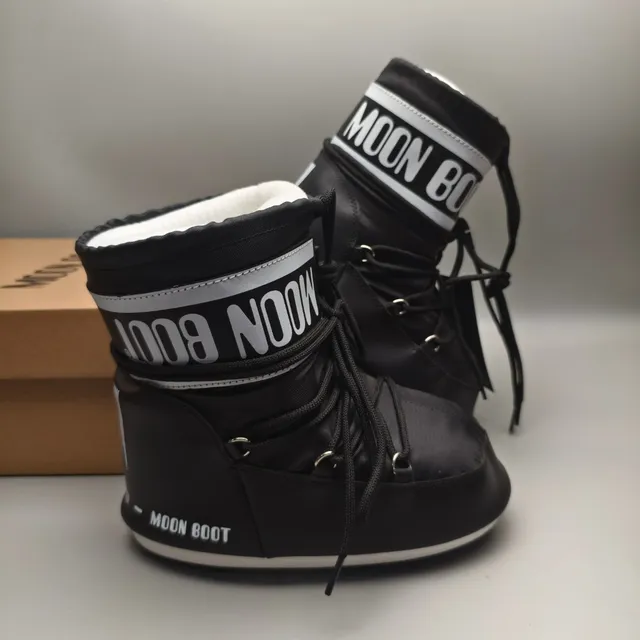 Black Moon Boot-Style Insulated Snow Boots 6