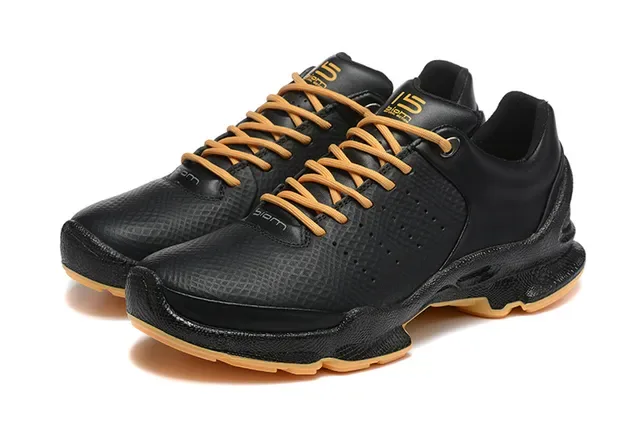 Black Orange Textured Synthetic Upper Perforated Side Panels Sneakers 5