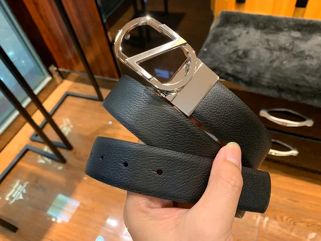 黑色银色磨砂抛光金属扣皮革腰带 2