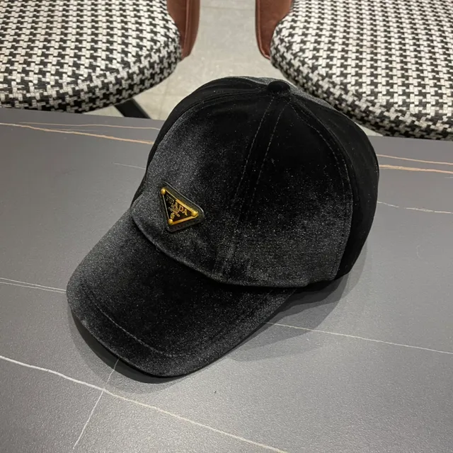 Casquette de baseball noire texturée en velours structurée 3