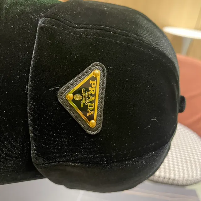 Casquette de baseball noire texturée en velours structurée 9