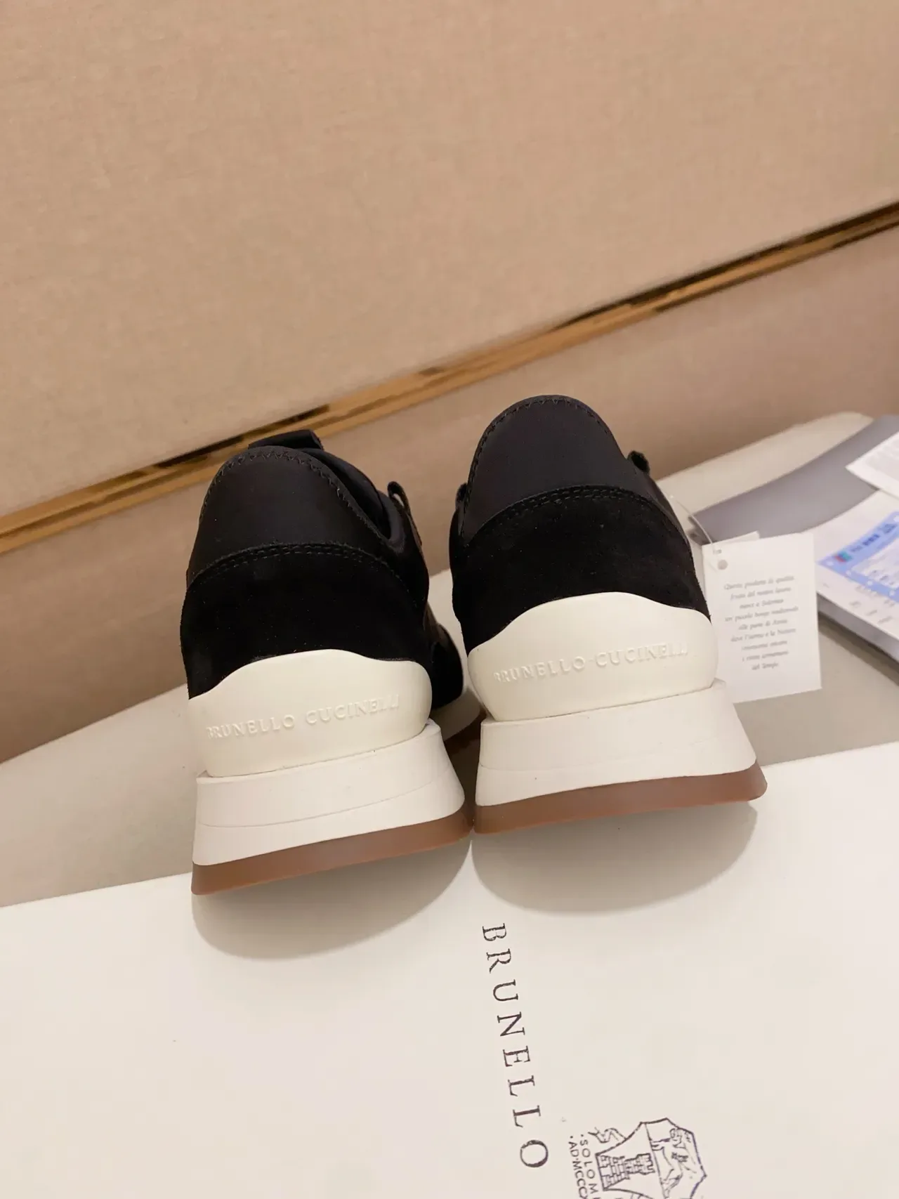 Black White Layered Upper Suede And Synthetic Paneling Lifestyle Sneakers 3