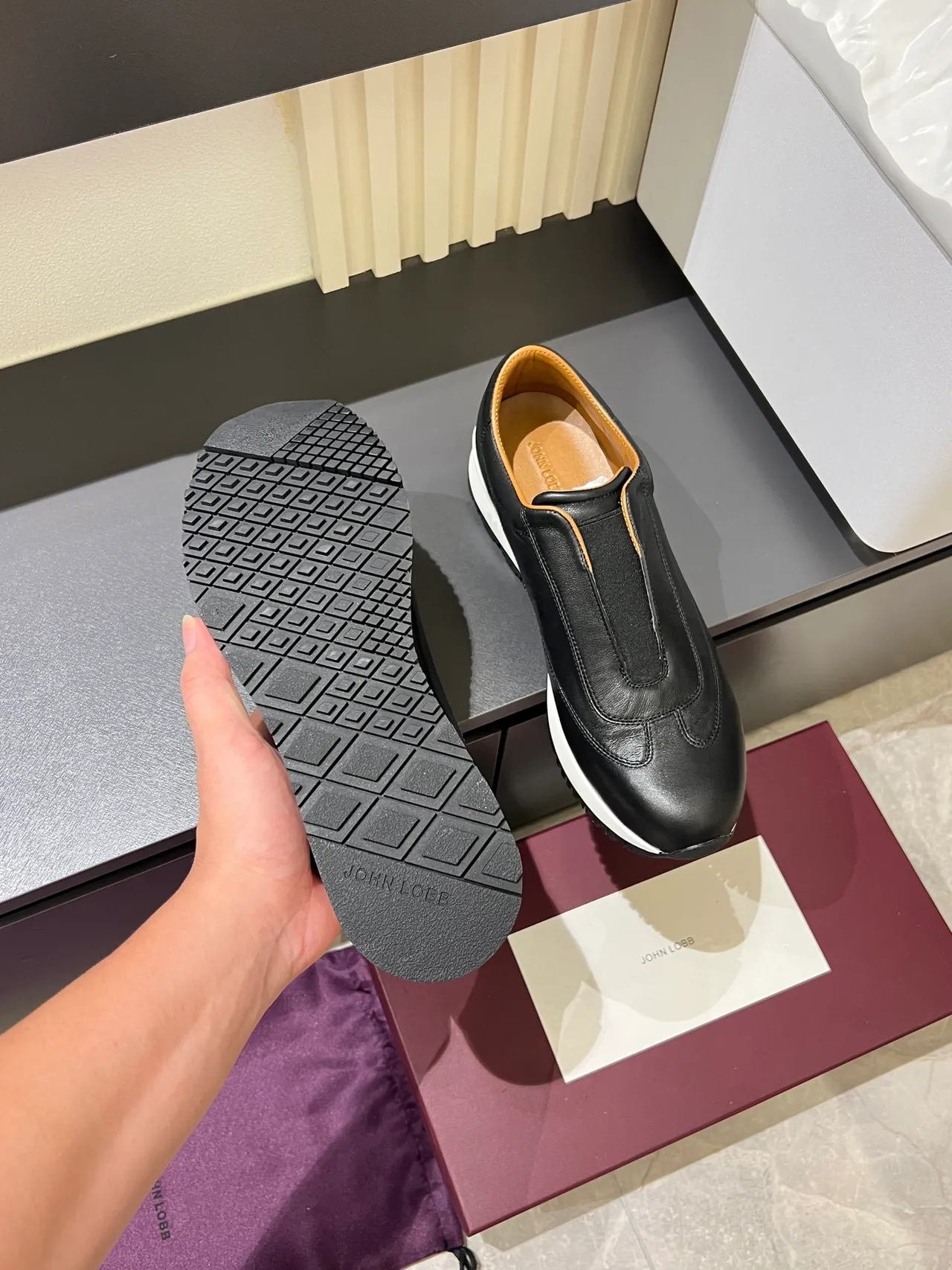 Black White Leather Slip-On Contrast Sole Casual Shoes 3