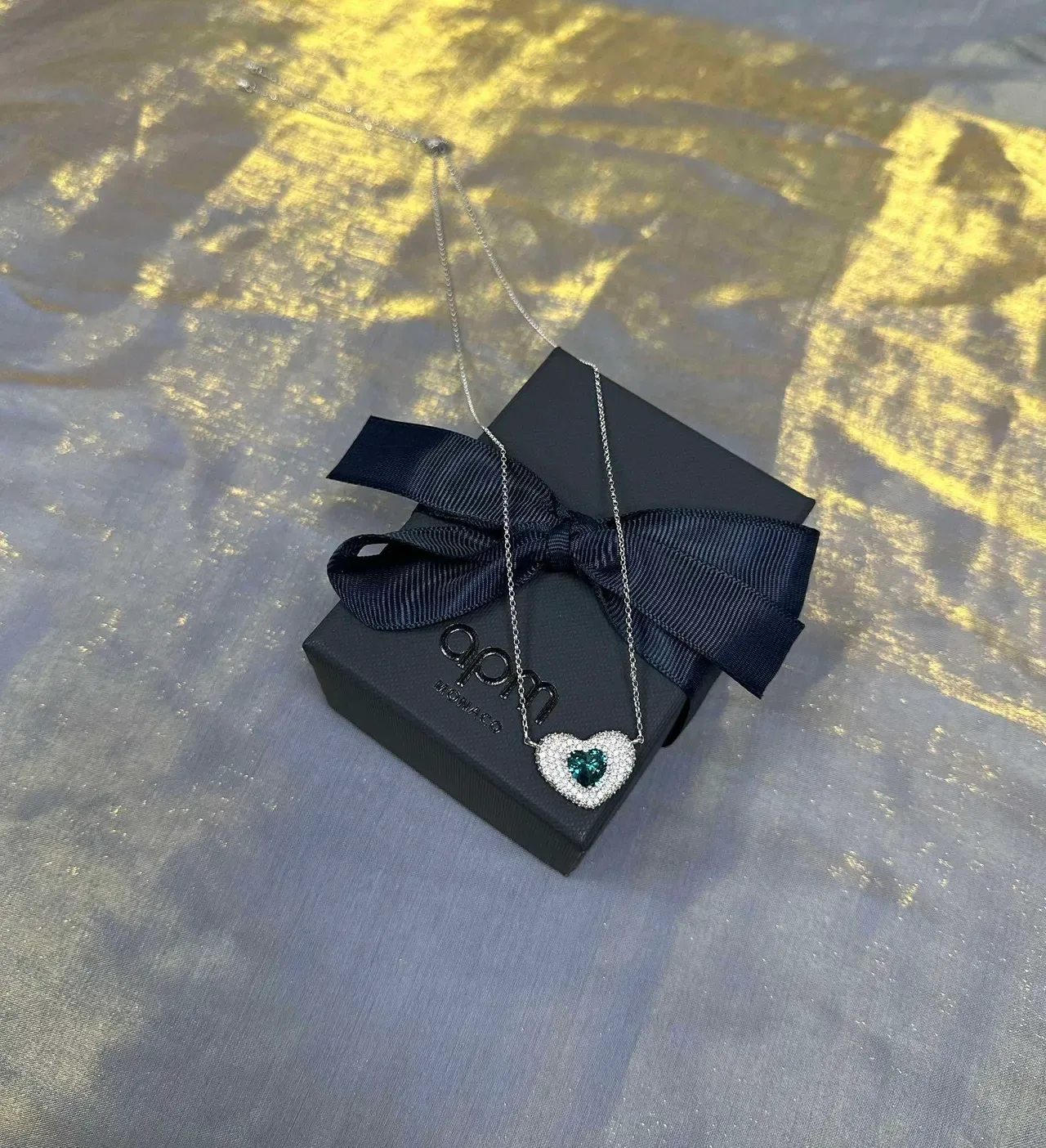 Blue Green Heart-Shaped Pendant Pavé-Set Necklace 3