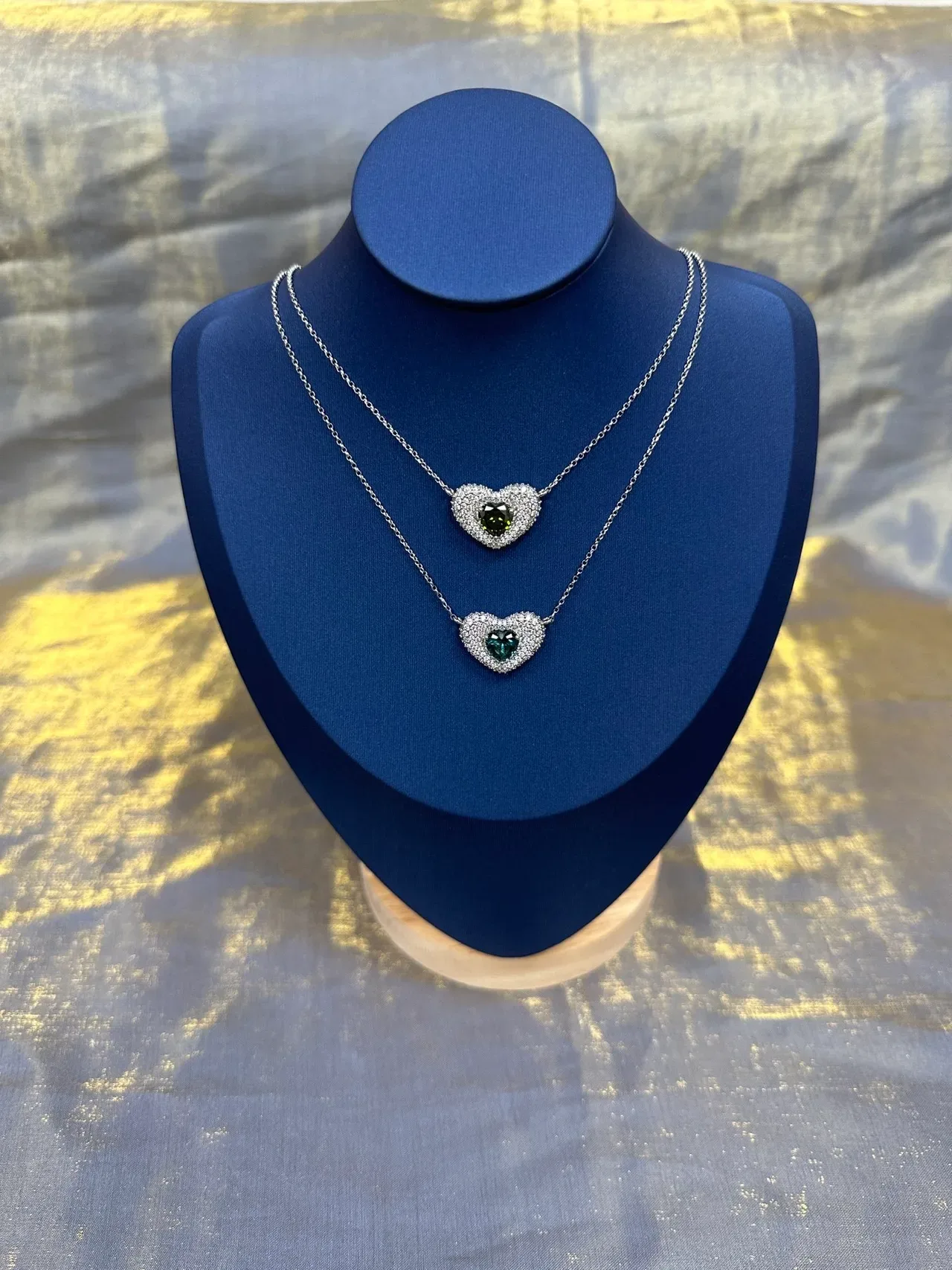 Blue Green Heart-Shaped Pendant Pavé-Set Necklace 9