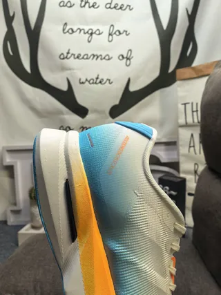 Blue Orange Gradient Mesh Upper Midsole Accent Running Shoes 3