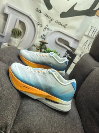 Blue Orange Gradient Mesh Upper Midsole Accent Running Shoes 7