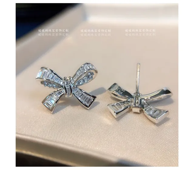 Bow-Shaped Baguette-Cut Stone Stud Earrings 4