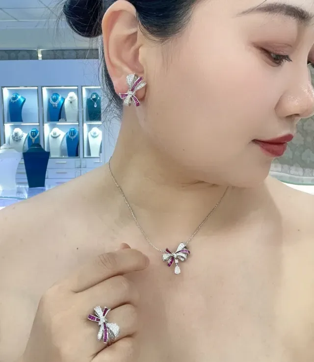 Bow-Shaped Pink and Clear Gemstone Earrings 2