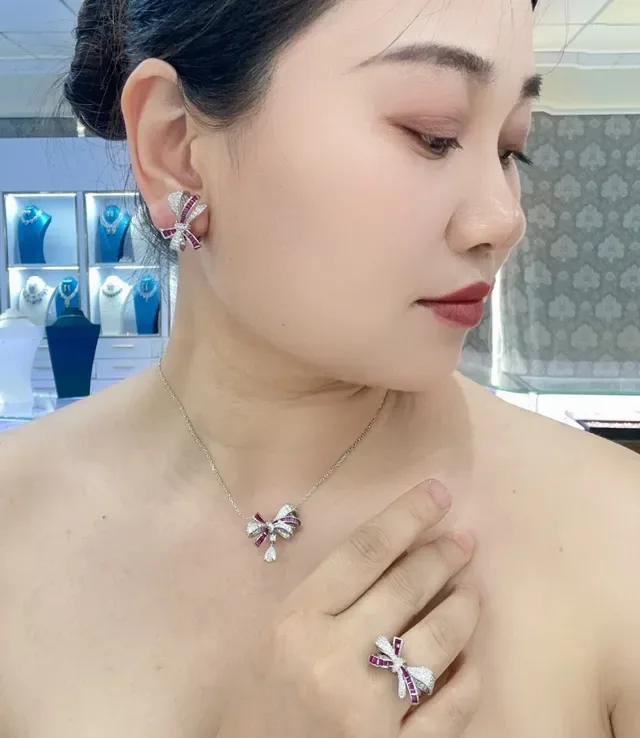 Bow-Shaped Pink and Clear Gemstone Earrings 3