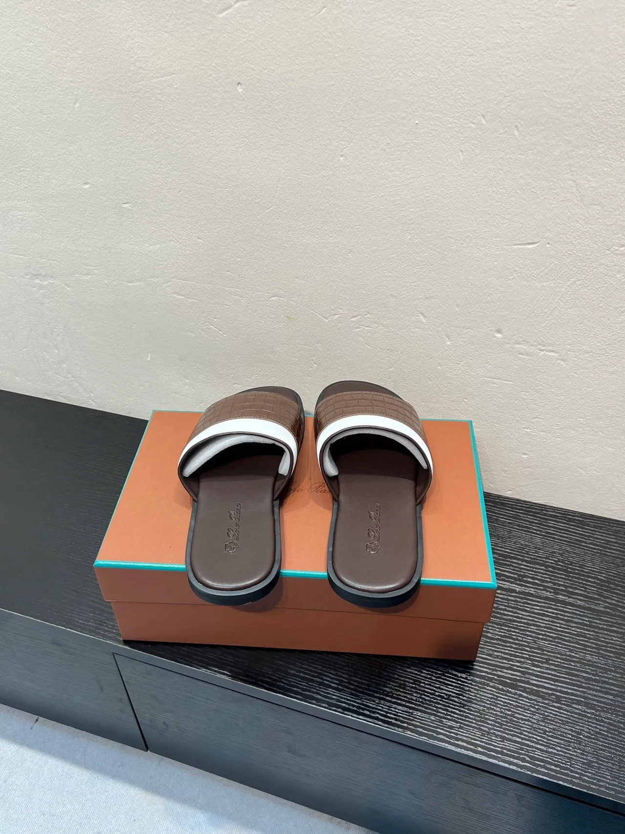 Brown and White Croc-Embossed Leather Slipper 6