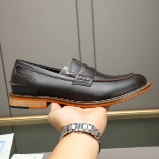 棕米色皮革 Penny Moc-Toe 缝线乐福鞋
