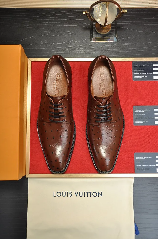 Brown Ostrich-Textured Cap-Toe Oxford Shoes 9