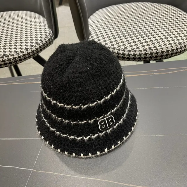 Charcoal Gray and White Knit Bucket Hat 5