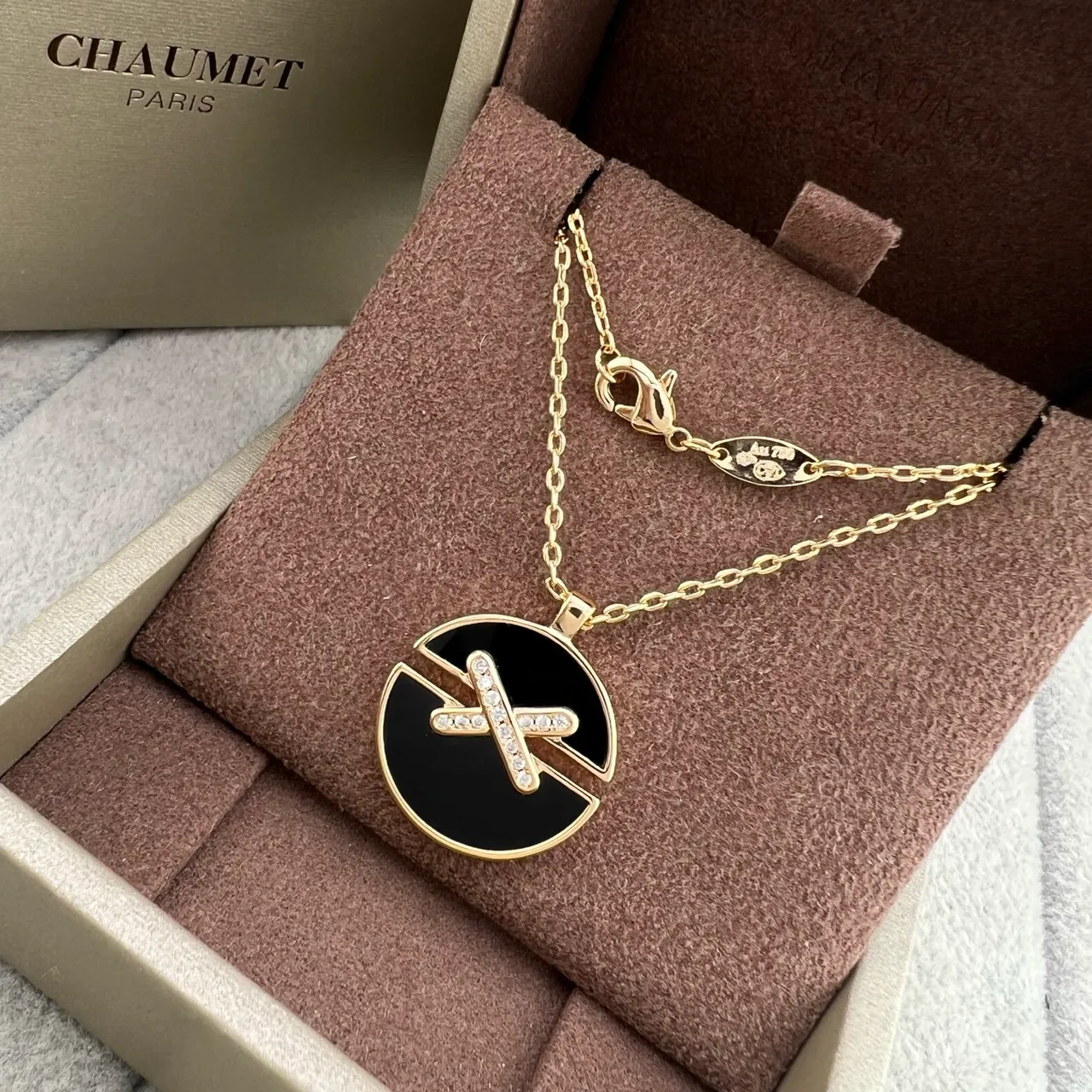 CHAUMET Liens Multicolor Gold Circular Disc Pendant Pavé Diamond X Motif Necklace 5