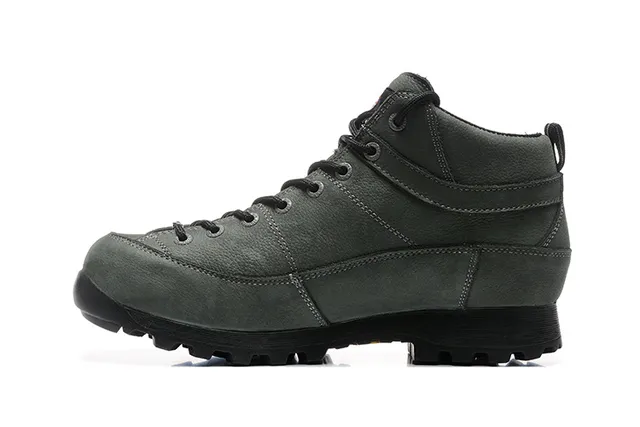 CRISPI بيج وأسود GORE-TEX أحذية المشي 13