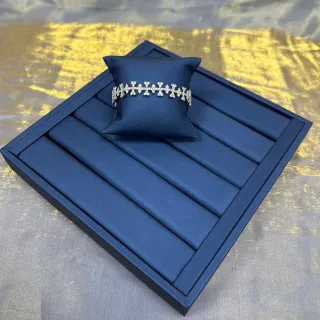 سوار كريستال بنمط هندسي صلب