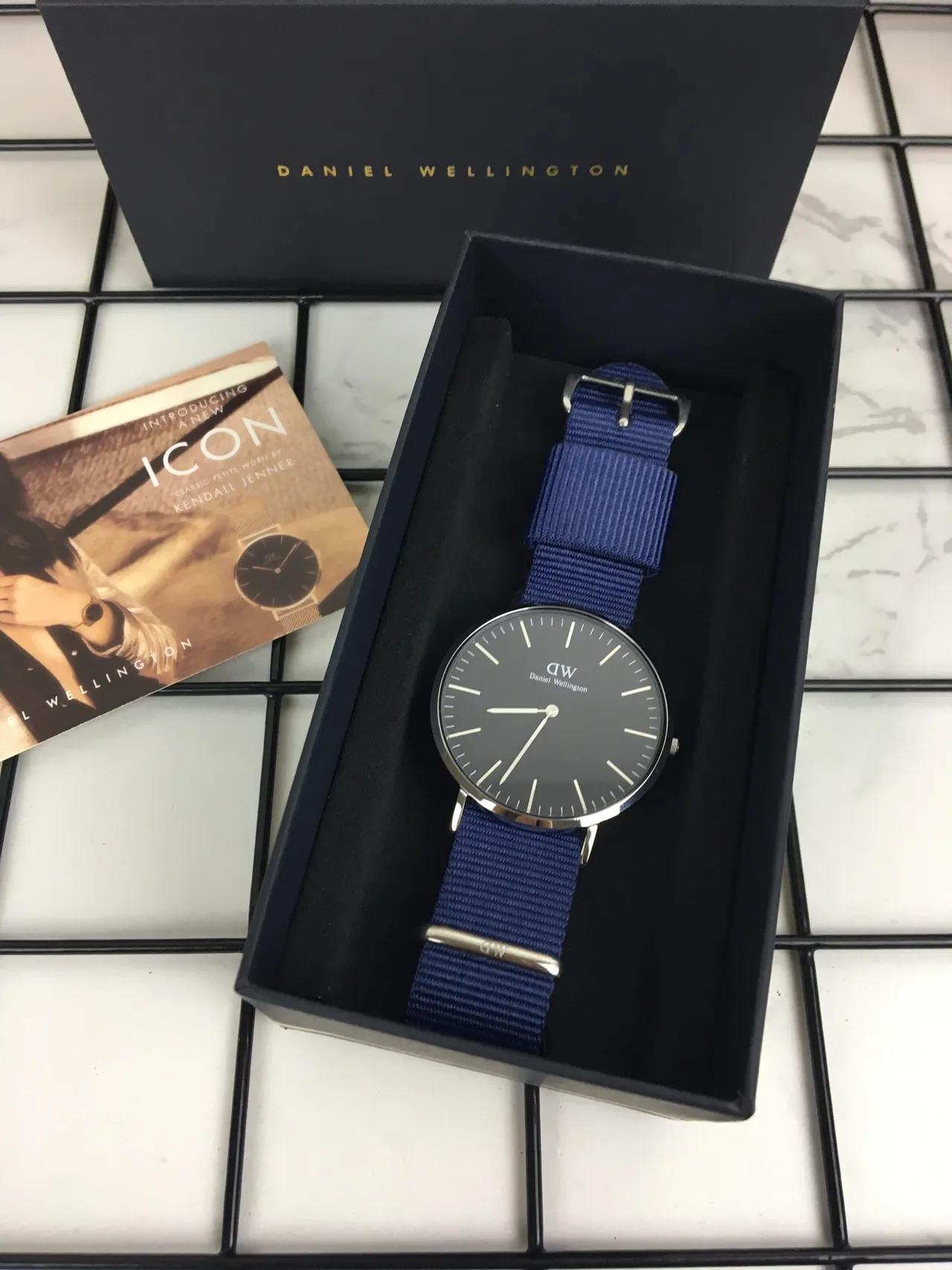 Daniel Wellington काला नेवी न्यूनतम डायल NATO पट्टी क्वार्ट्ज घड़ी 2