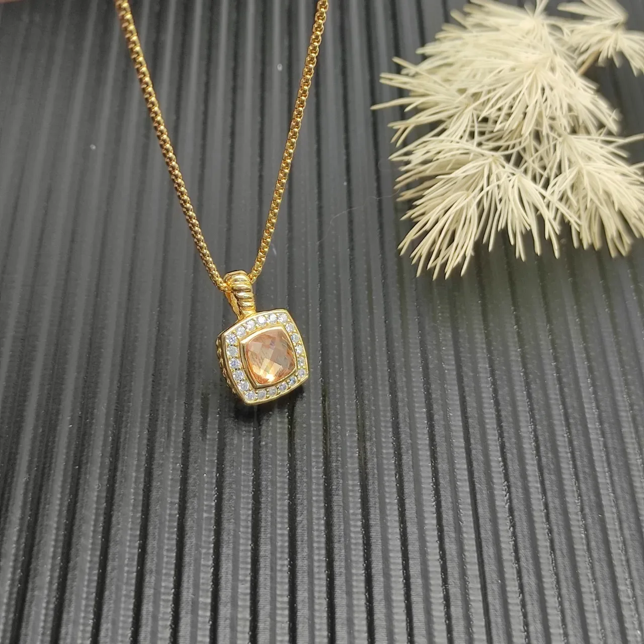 David Yurman Albion Gold Brown Curb-Link Chain Square Cushion Pendant Necklace 5